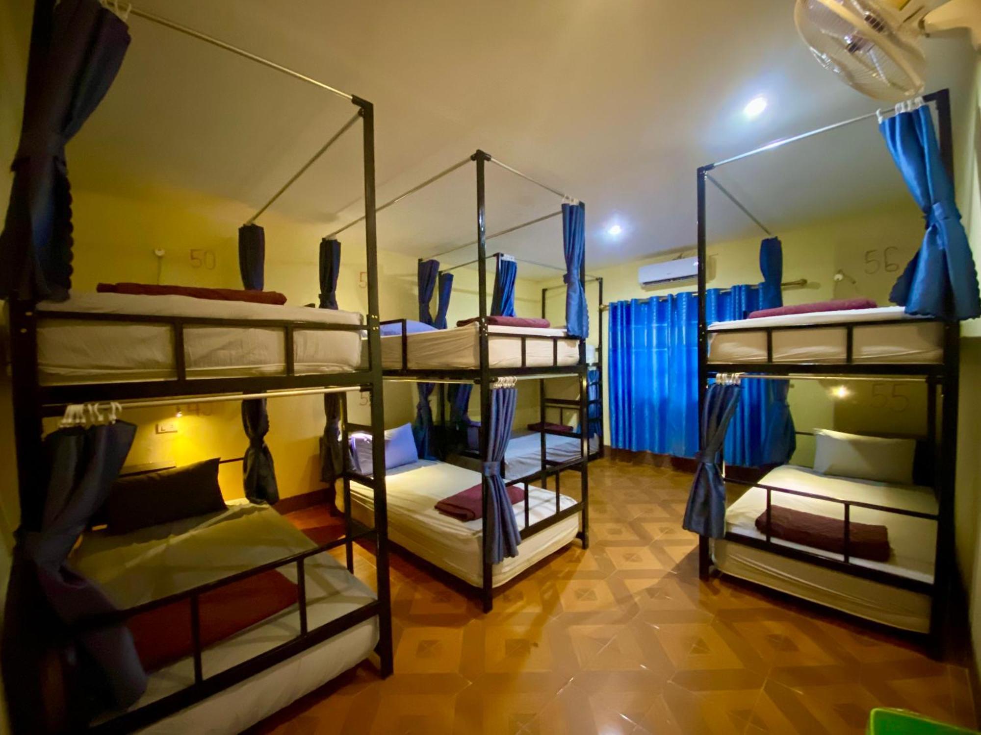 Nana Backpackers Hostel Ванг-Виенг Экстерьер фото