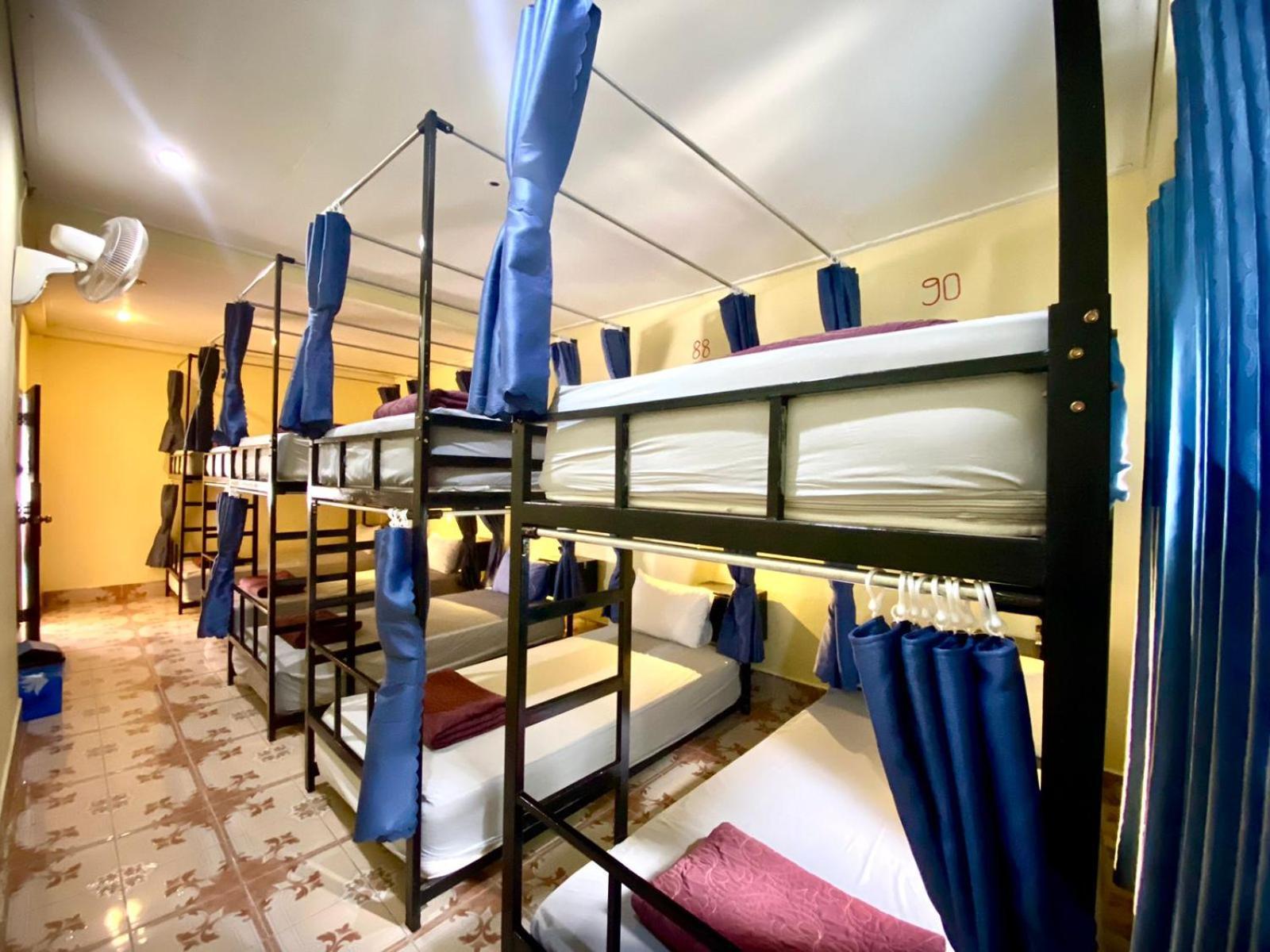 Nana Backpackers Hostel Ванг-Виенг Экстерьер фото