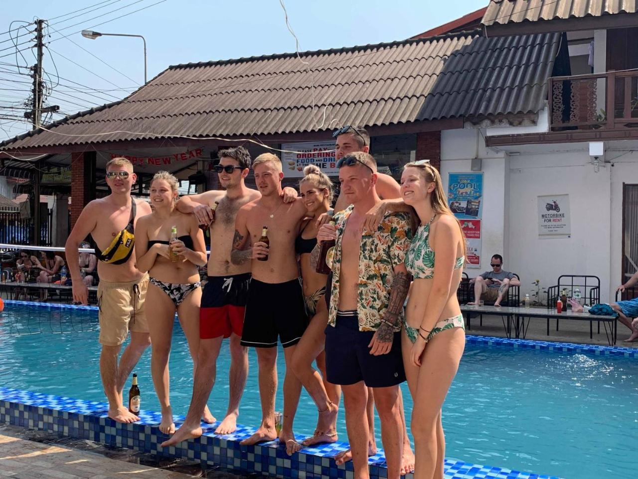 Nana Backpackers Hostel Ванг-Виенг Экстерьер фото
